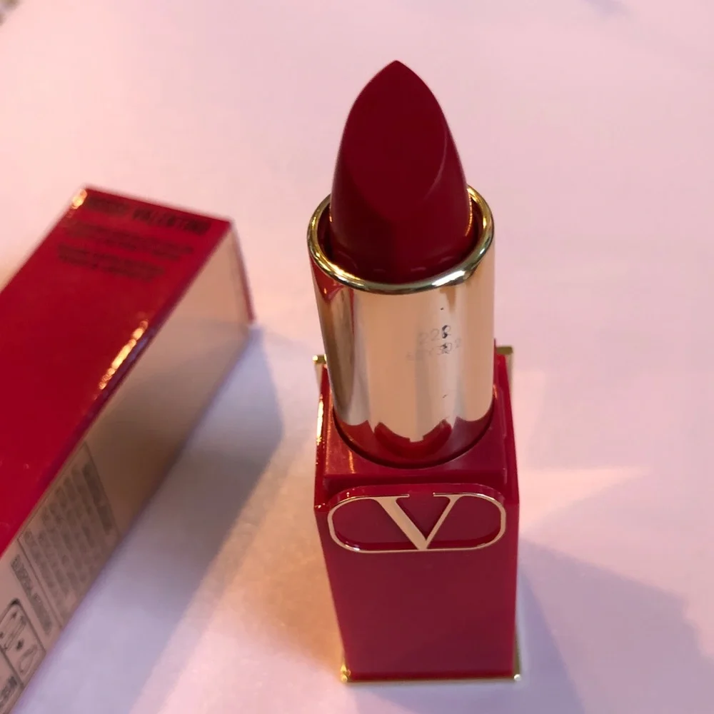 Authentic in box Valentino Rosso Satin Lip Color - Rouge Satin
